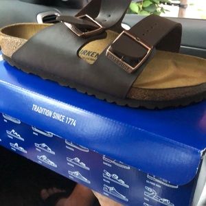 Men’s or women’s Birkenstock’s